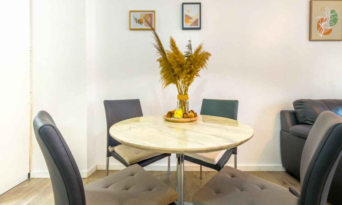 Resale - Apartment -
Torrevieja - Estacion De Autobuses