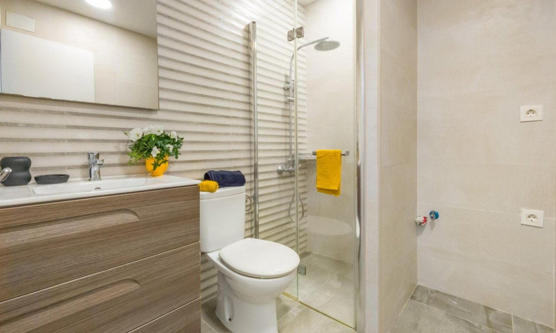 Resale - Apartment -
Torrevieja - Estacion De Autobuses