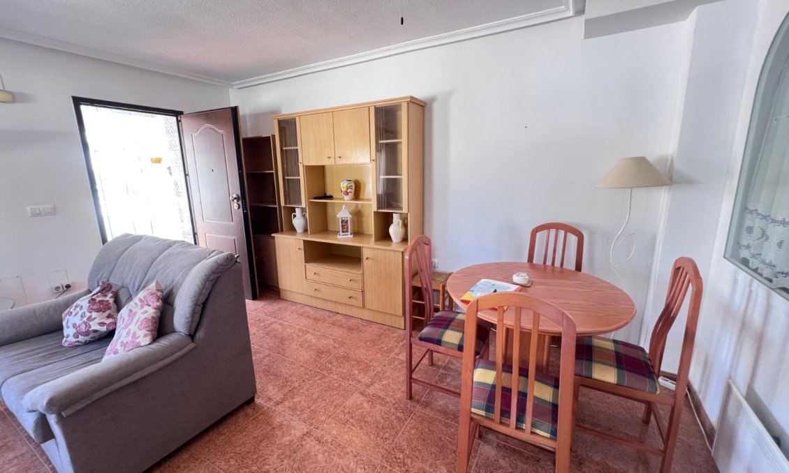 Használt Ingatlanok - Villa -
Vistabella Golf Entre Naranjos - Inland