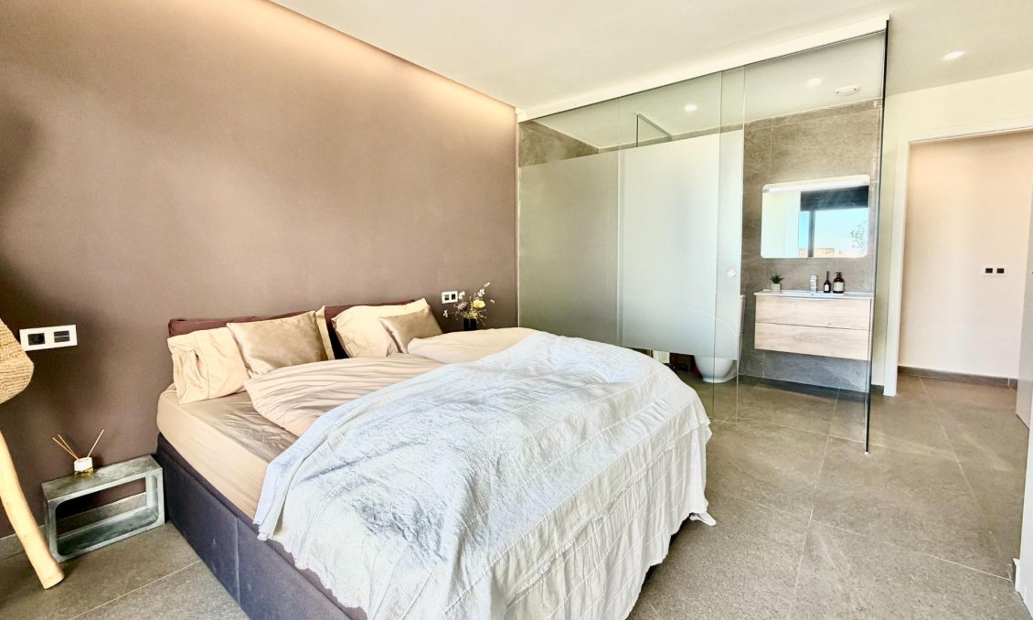 Használt Ingatlanok - Villa -
San Miguel de Salinas - Bellavista