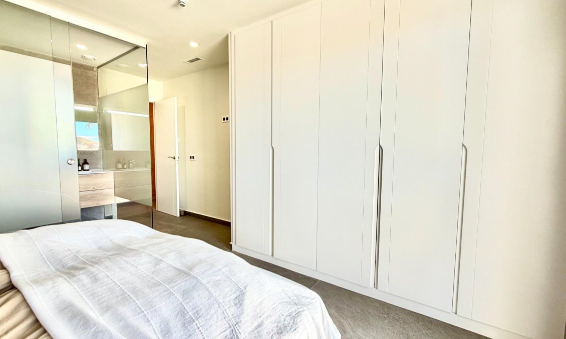 Használt Ingatlanok - Villa -
San Miguel de Salinas - Bellavista