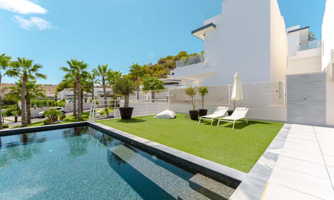 Használt Ingatlanok - Villa -
San Miguel de Salinas - Bellavista