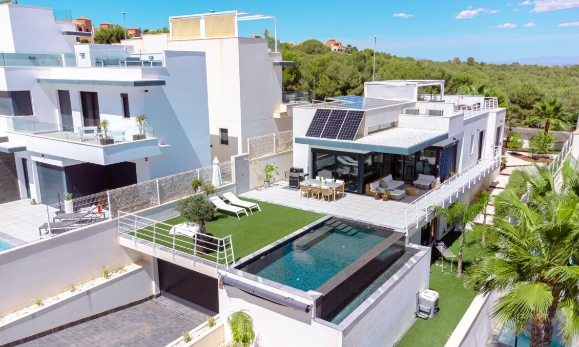 Használt Ingatlanok - Villa -
San Miguel de Salinas - Bellavista