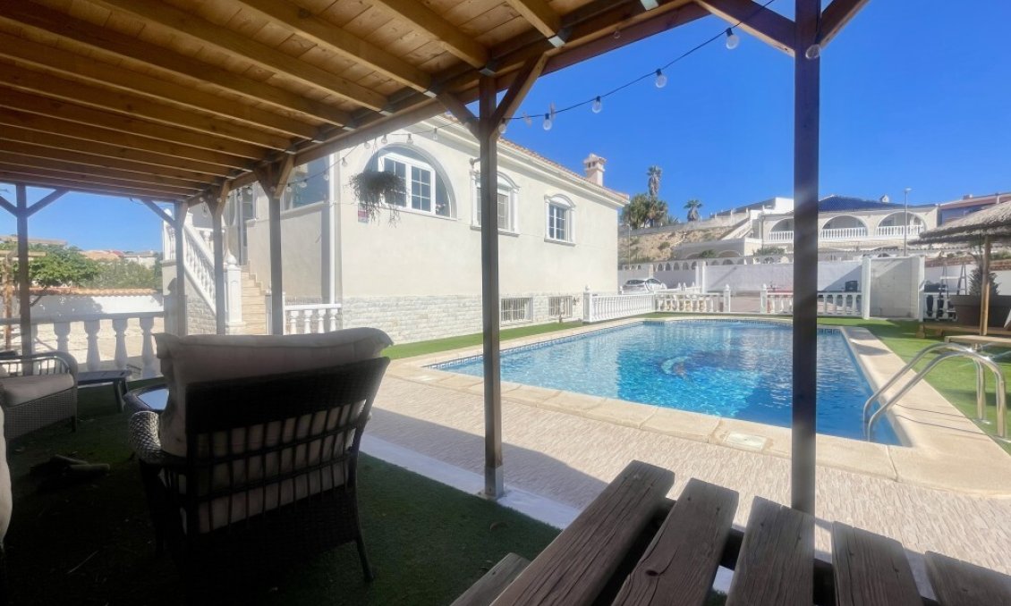 Használt Ingatlanok - Villa -
San Fulgencio - Urbanisation la Marina