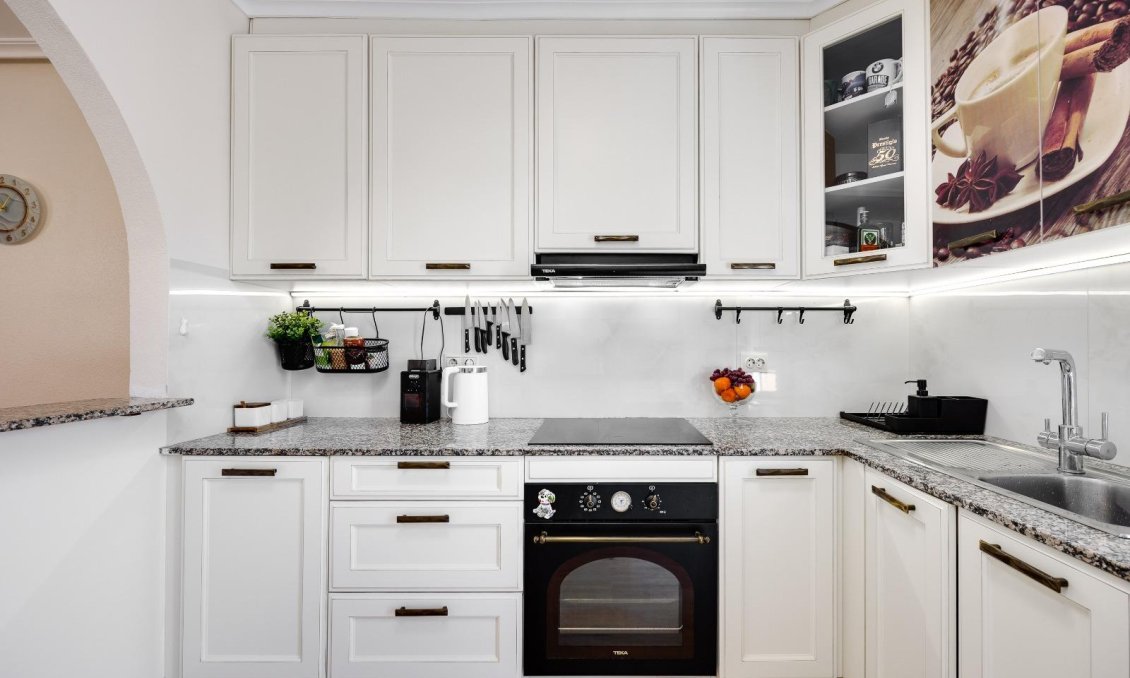 Használt Ingatlanok - Sorház -
Torrevieja - Aguas Nuevas