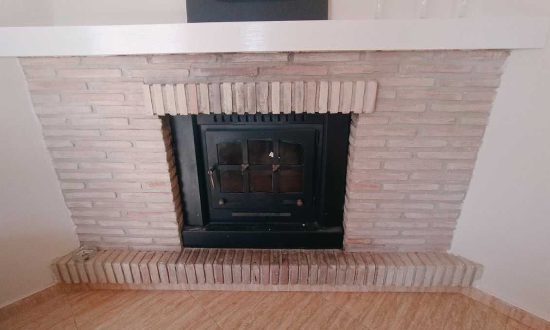 Használt Ingatlanok - Villa -
Avileses - Inland