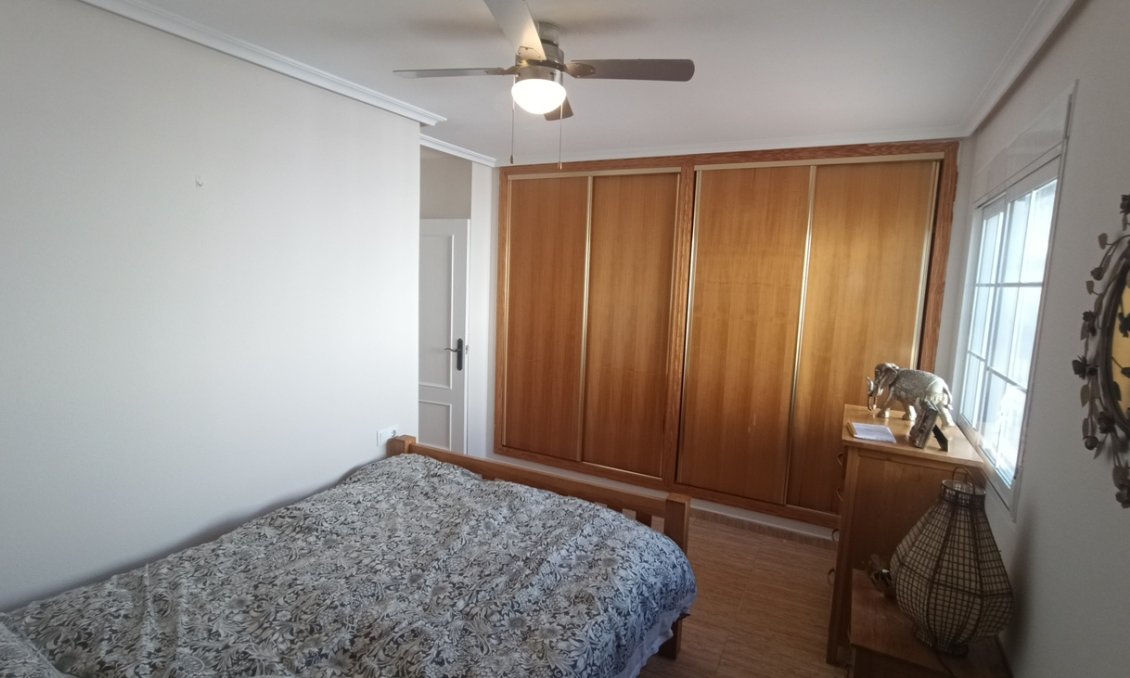 Használt Ingatlanok - Villa -
Avileses - Inland