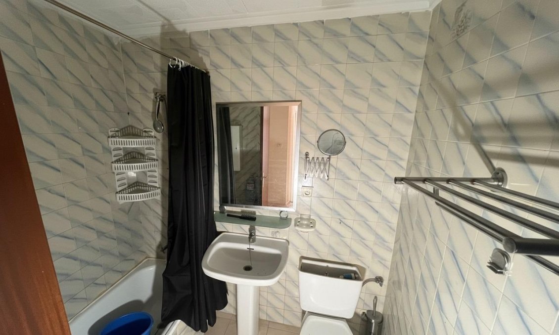 Resale - Bungalow -
Torrevieja - La Siesta - El Salado - Torreta