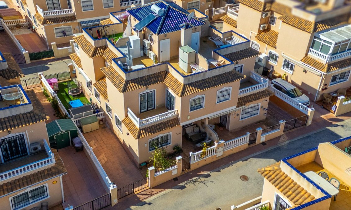 Resale - Duplex -
Orihuela Costa - La Regia