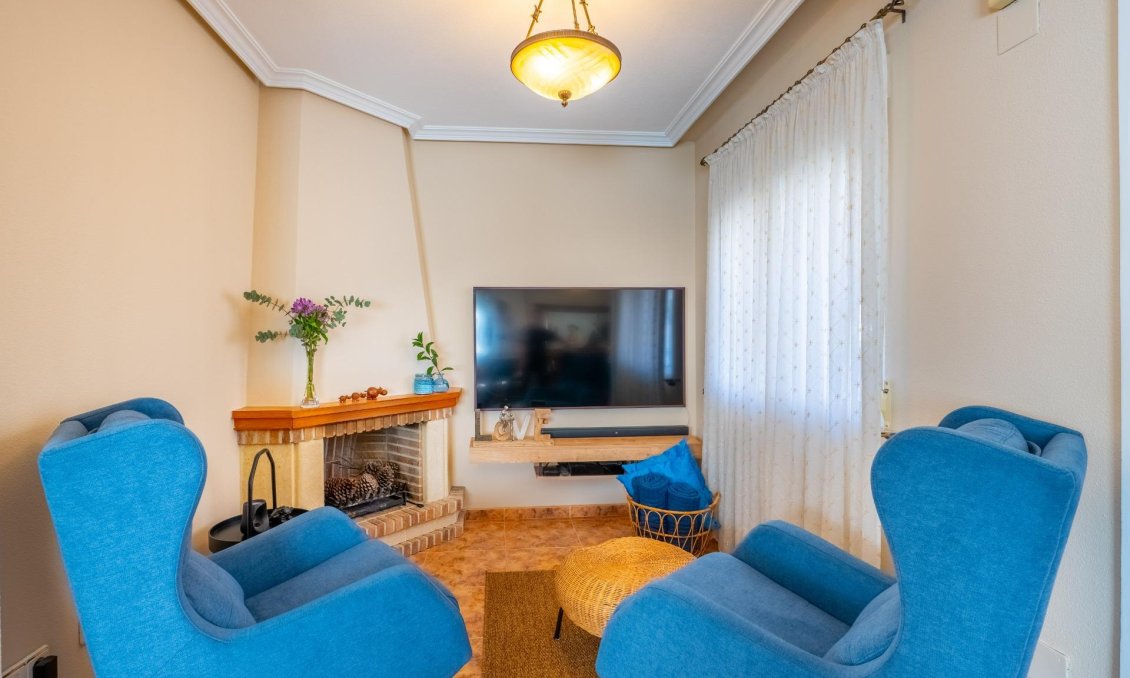 Resale - Duplex -
Orihuela Costa - La Regia