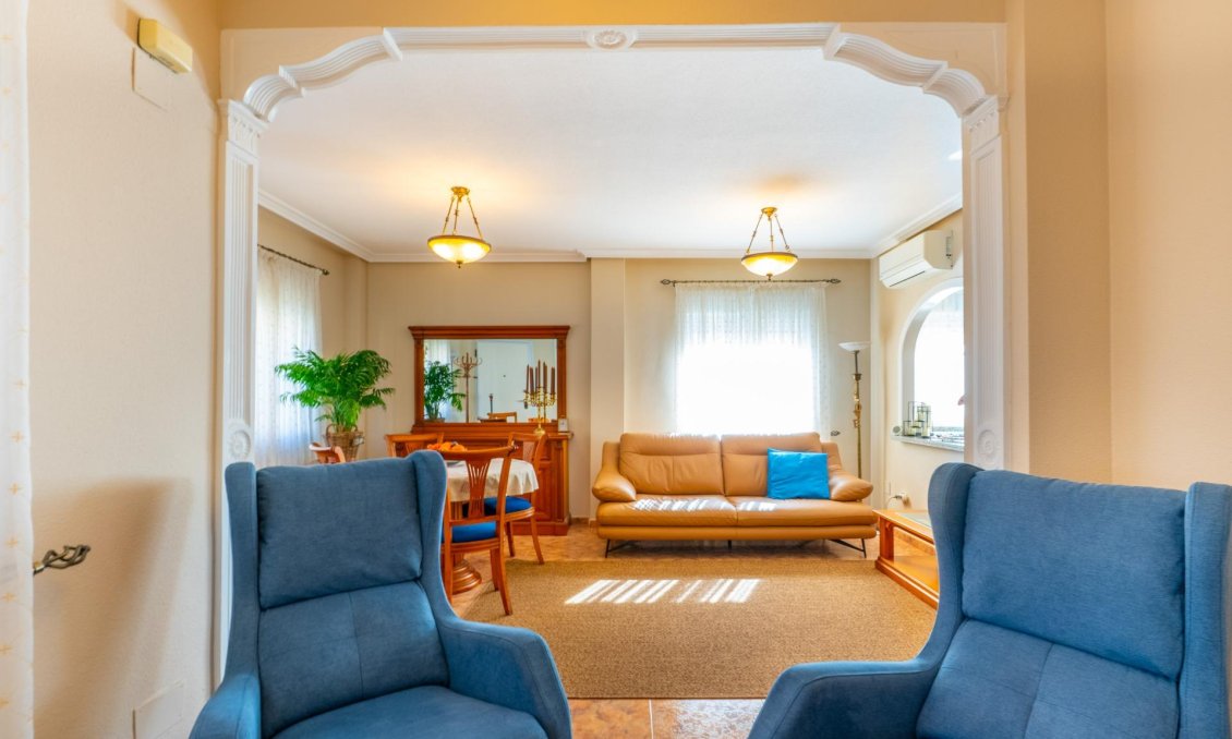 Resale - Duplex -
Orihuela Costa - La Regia