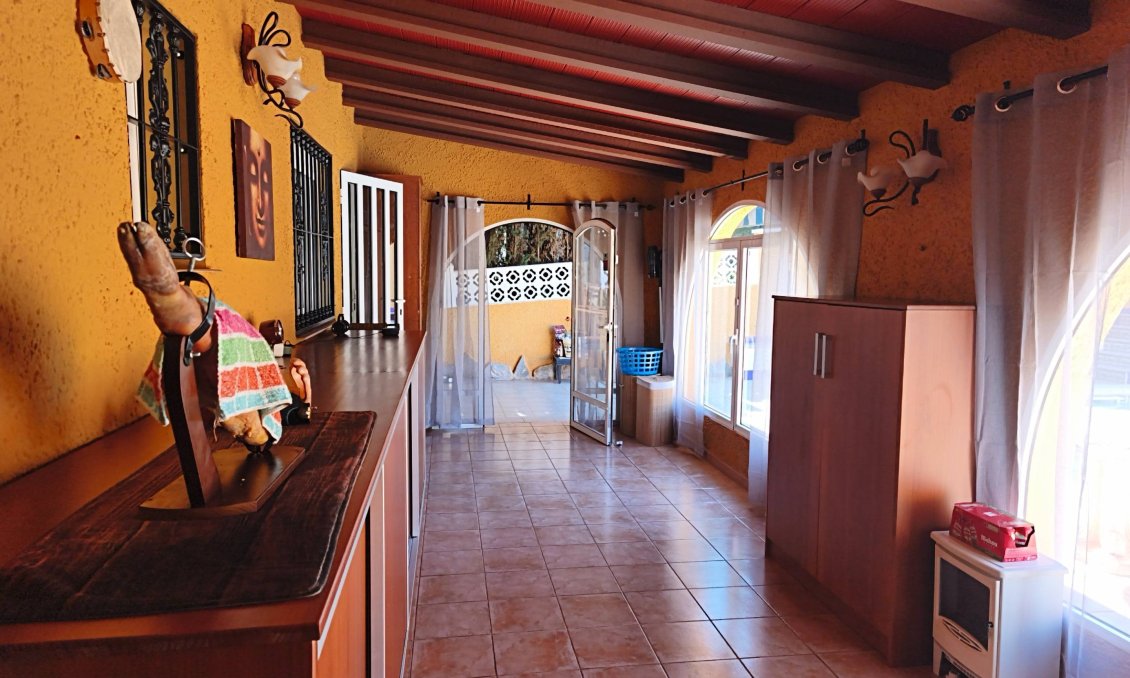 Használt Ingatlanok - Villa -
Torrevieja - Los Balcones