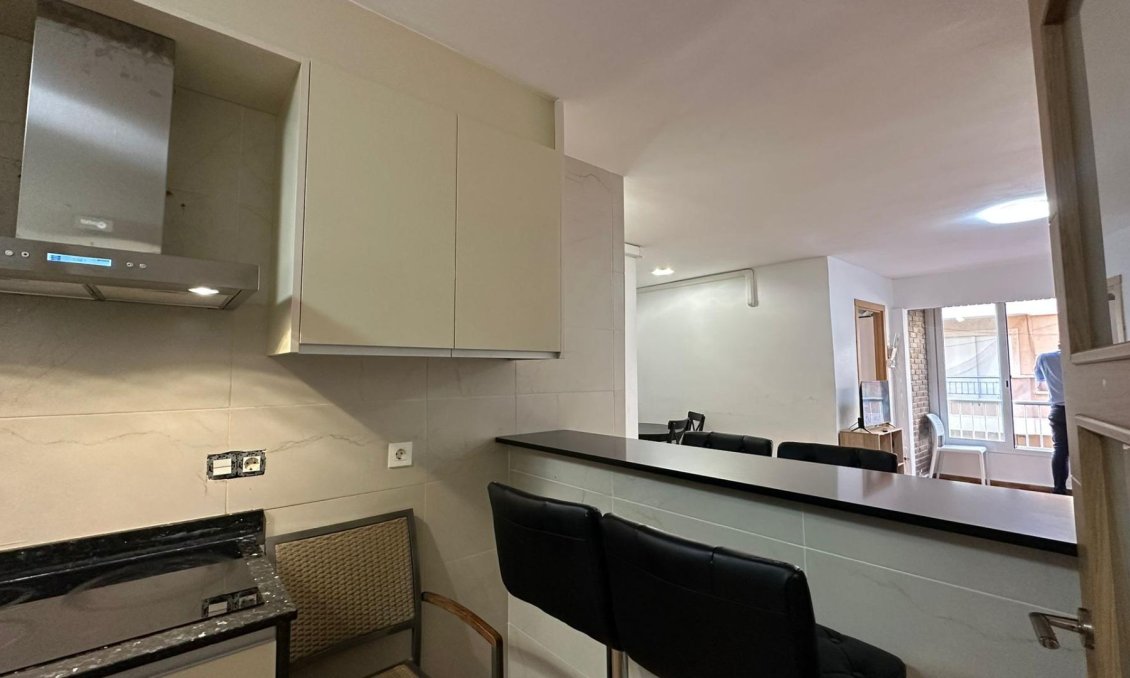 Használt Ingatlanok - Apartman -
Torrevieja - La Mata Pueblo