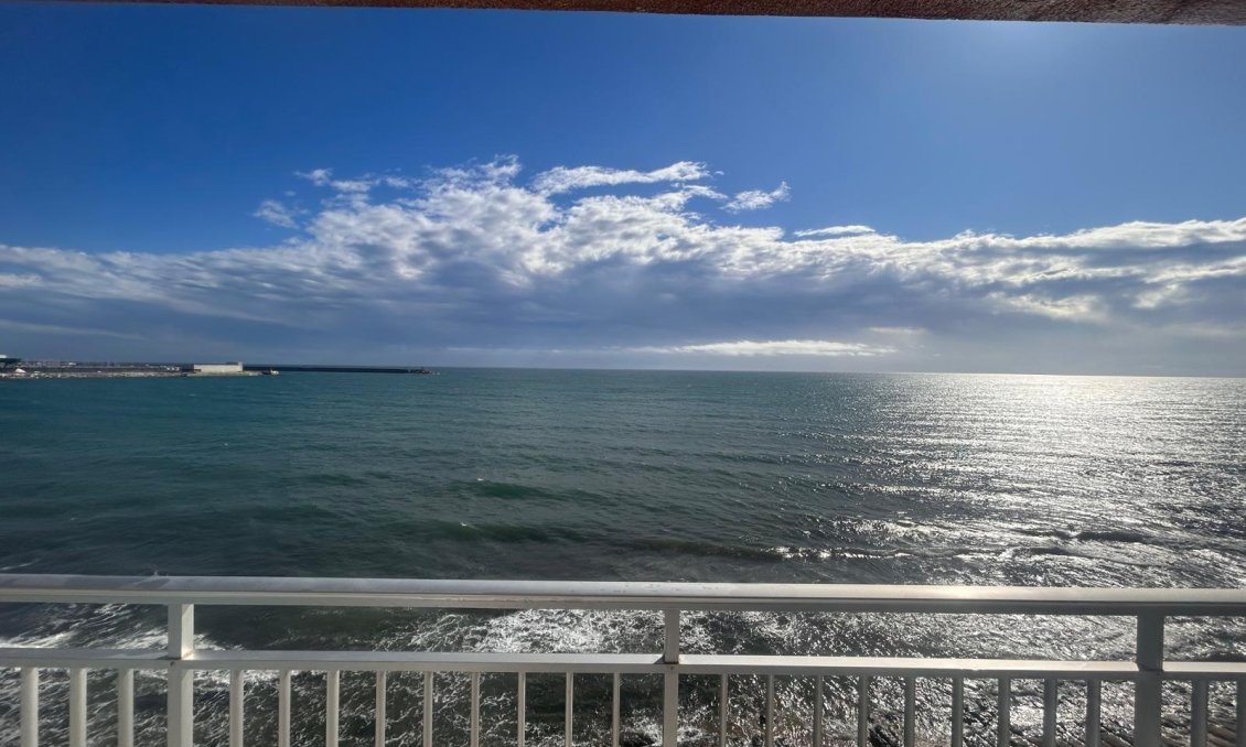 Resale - Apartment -
Torrevieja - Playa De Los Naufragos