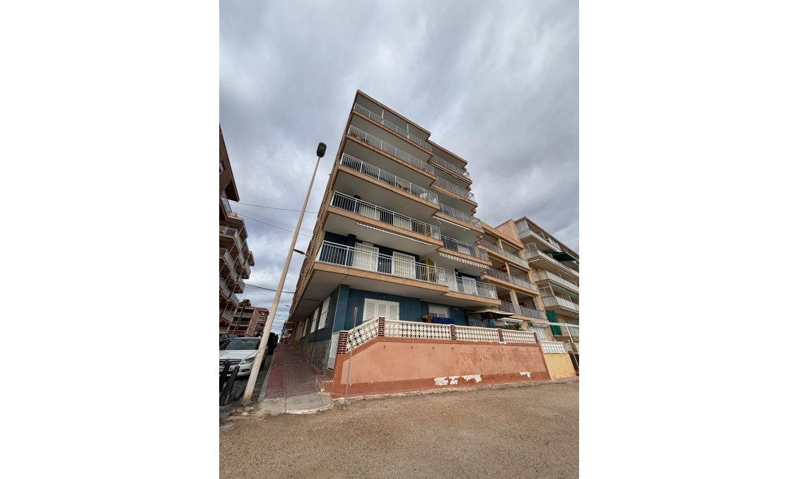 Resale - Apartment -
Torrevieja - Playa De Los Naufragos