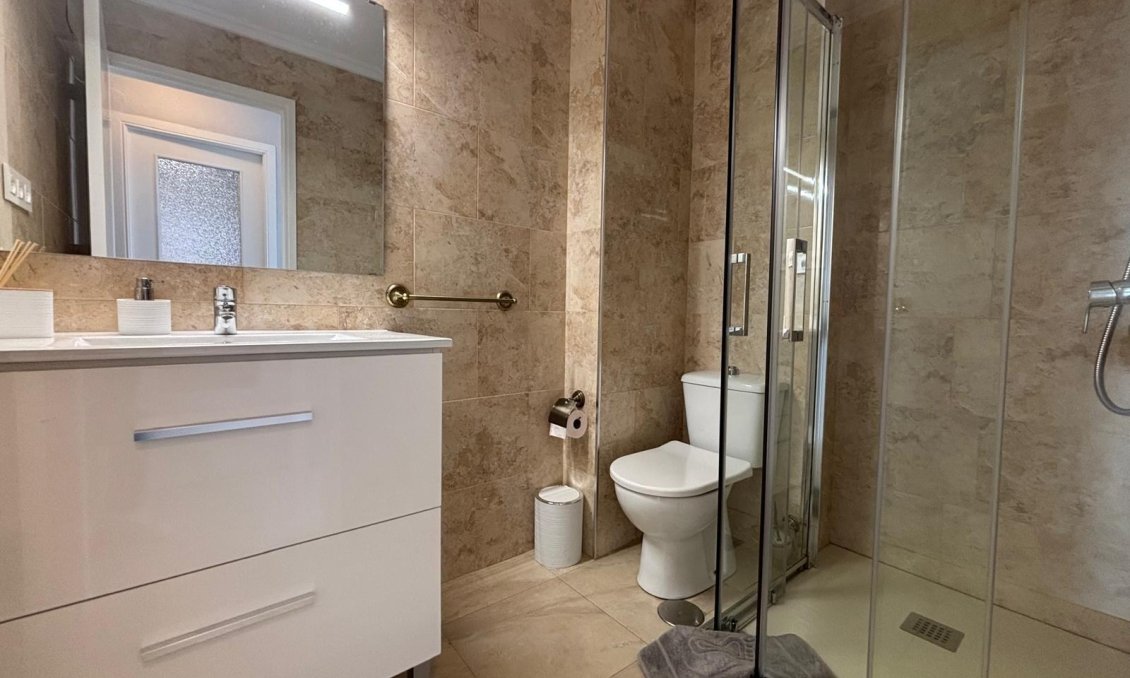 Resale - Apartment -
Torrevieja - Playa De Los Naufragos