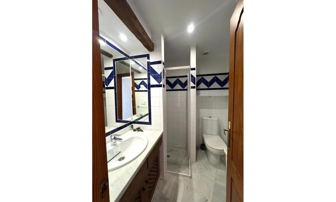 Használt Ingatlanok - Tetőtéri lakás -
Torrevieja - Los Frutales