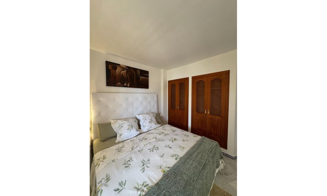 Használt Ingatlanok - Tetőtéri lakás -
Torrevieja - Los Frutales