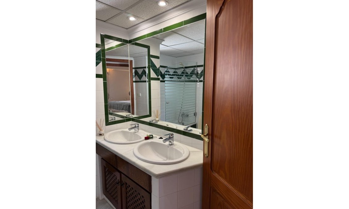 Használt Ingatlanok - Tetőtéri lakás -
Torrevieja - Los Frutales