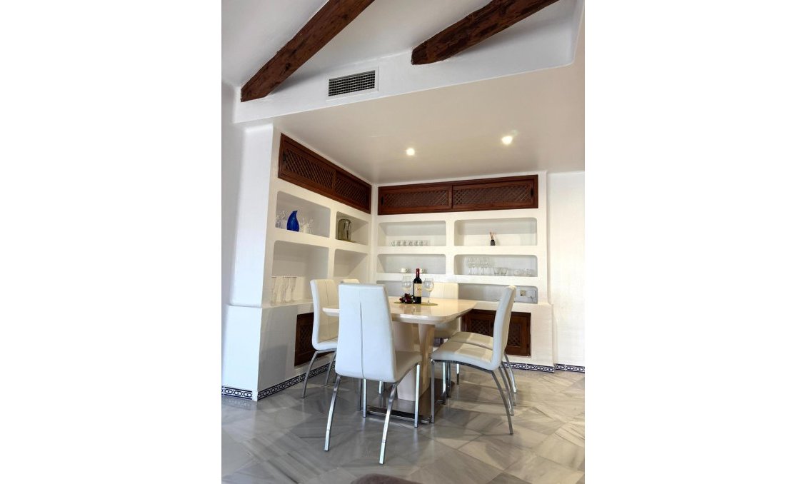 Használt Ingatlanok - Tetőtéri lakás -
Torrevieja - Los Frutales