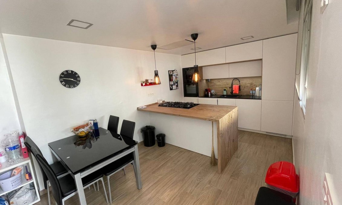 Resale - Town House -
Pilar de la Horadada - Zona Pueblo