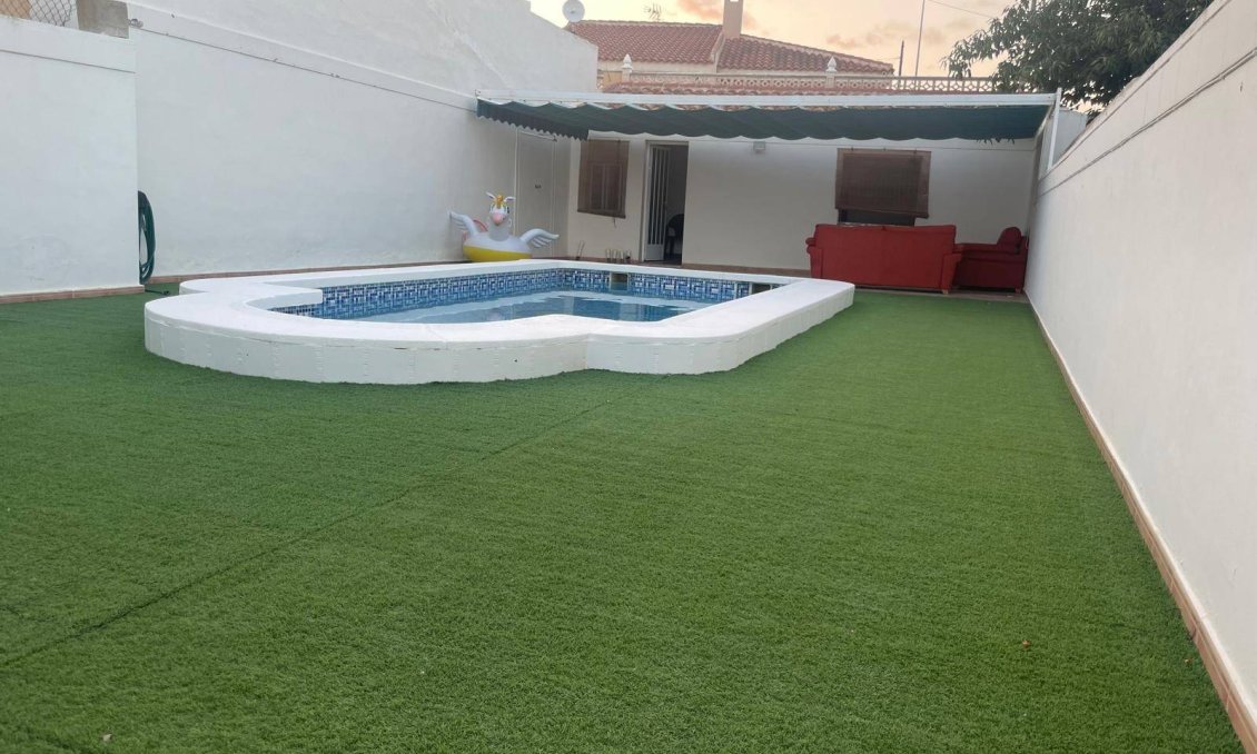 Resale - Town House -
Pilar de la Horadada - Zona Pueblo