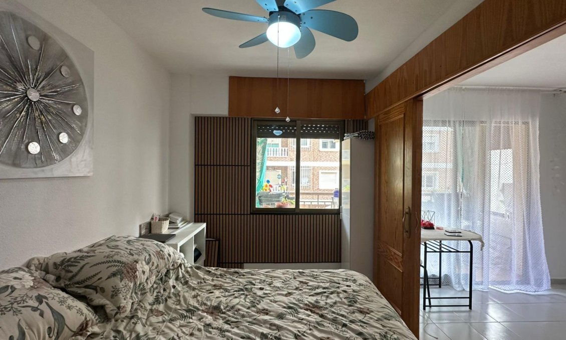 Használt Ingatlanok - Apartman -
Torrevieja - Centrum