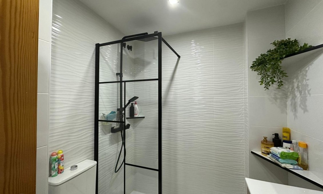 Használt Ingatlanok - Apartman -
Torrevieja - Centrum