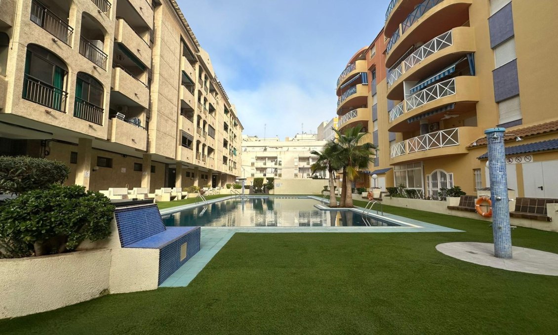 Használt Ingatlanok - Apartman -
Torrevieja - Centrum