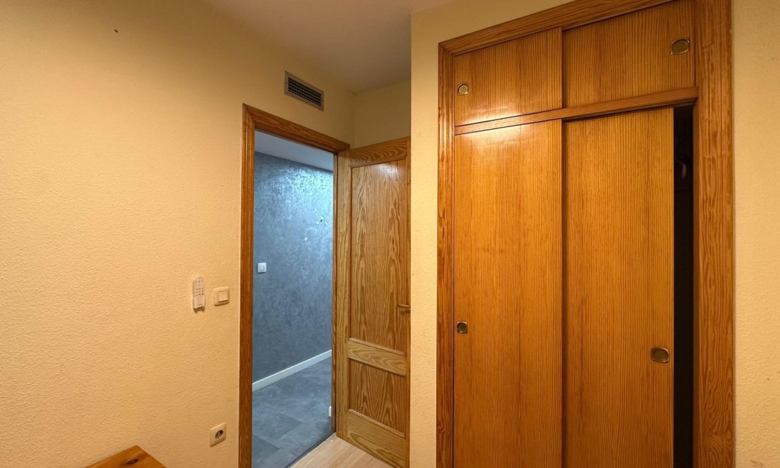 Wiederverkauf - Wohnung -
Torrevieja - Centro