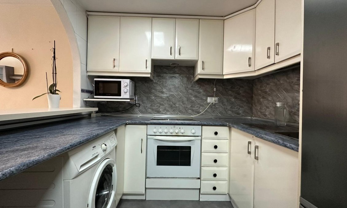 Wiederverkauf - Wohnung -
Torrevieja - Centro