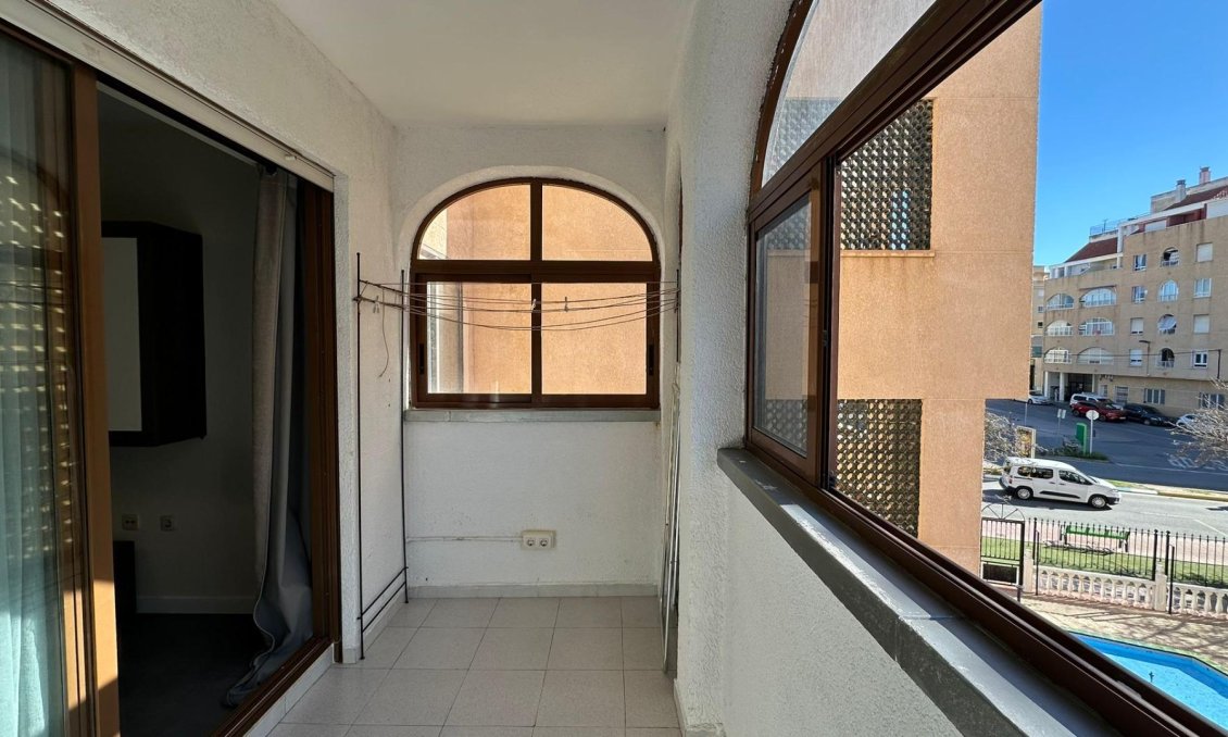 Wiederverkauf - Wohnung -
Torrevieja - Centro