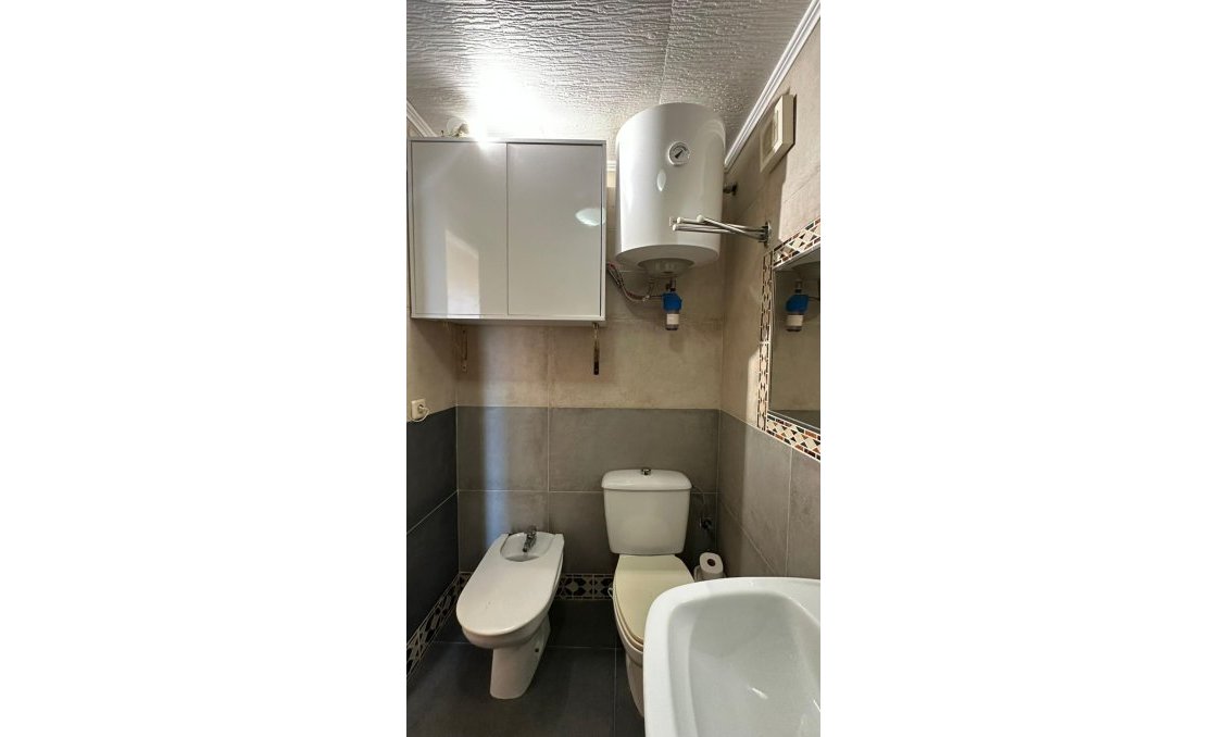 Használt Ingatlanok - Apartman -
Torrevieja - Centrum