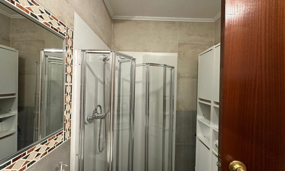 Használt Ingatlanok - Apartman -
Torrevieja - Centrum