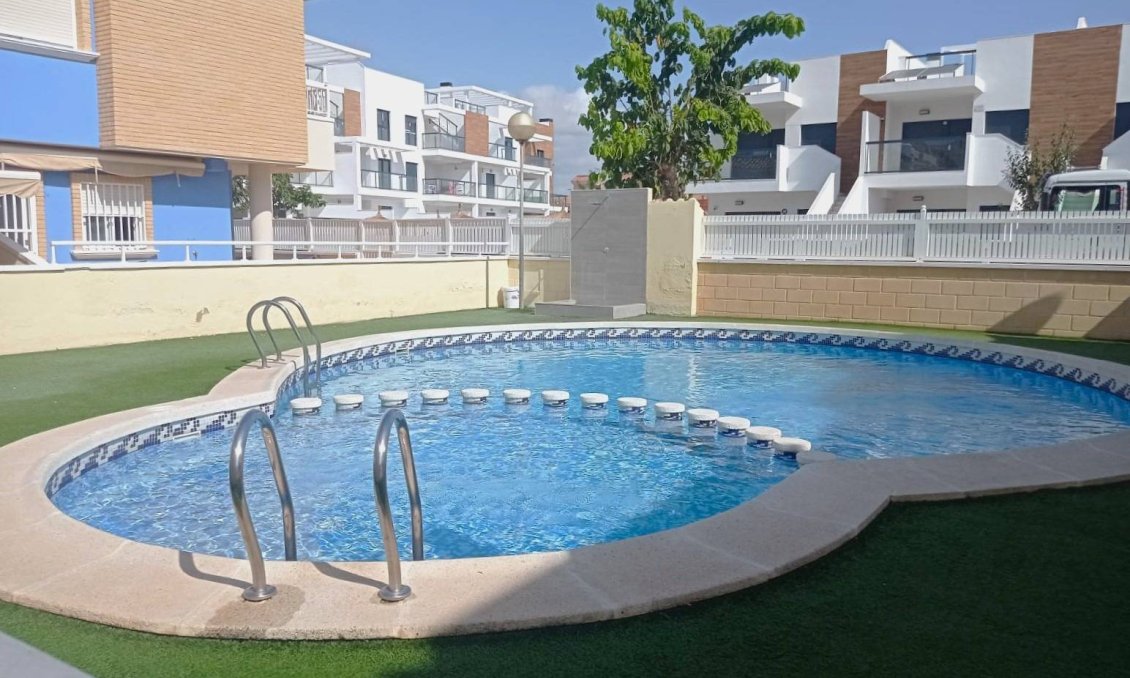 Resale - Town House -
Pilar de la Horadada