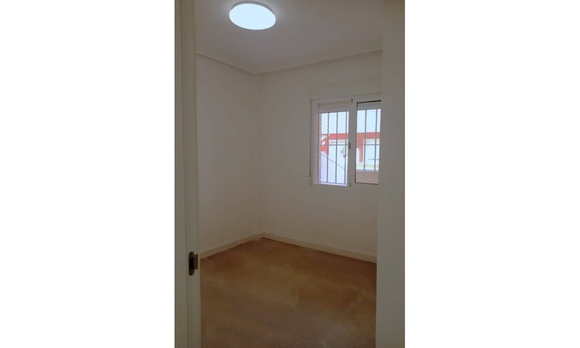 Resale - Town House -
Pilar de la Horadada