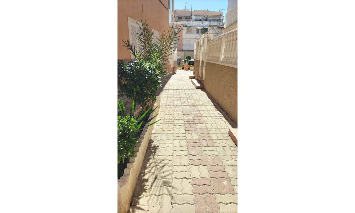 Resale - Penthouse -
Torrevieja - La Mata Pueblo