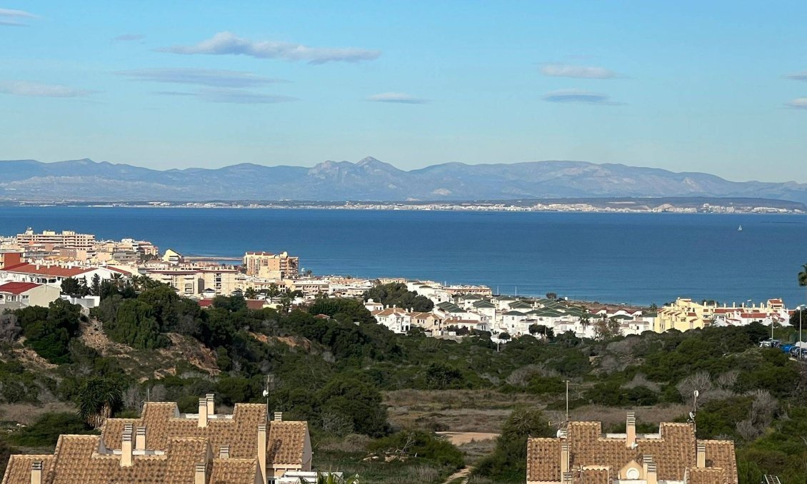 Wiederverkauf - Wohnung -
Torrevieja - Aguas Nuevas