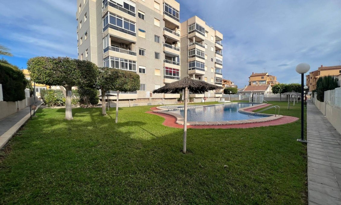Wiederverkauf - Wohnung -
Torrevieja - Aguas Nuevas