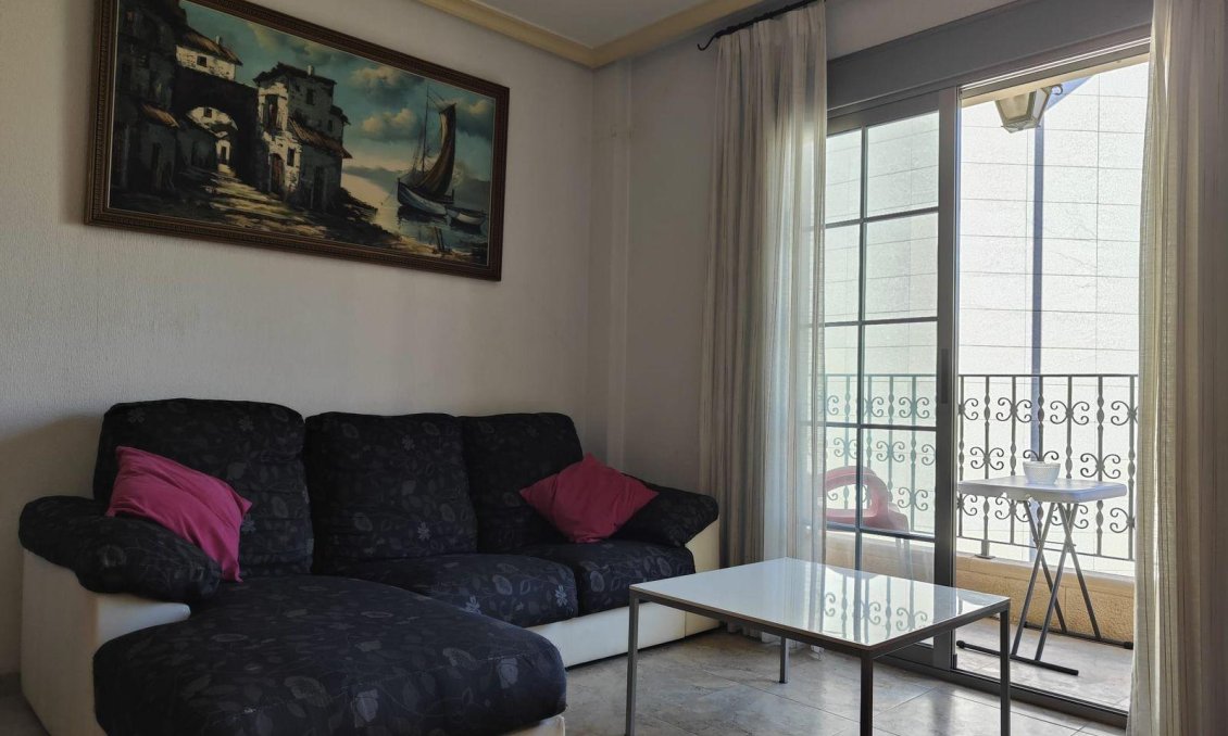 Segunda mano - Apartamento -
Torrevieja - La Mata