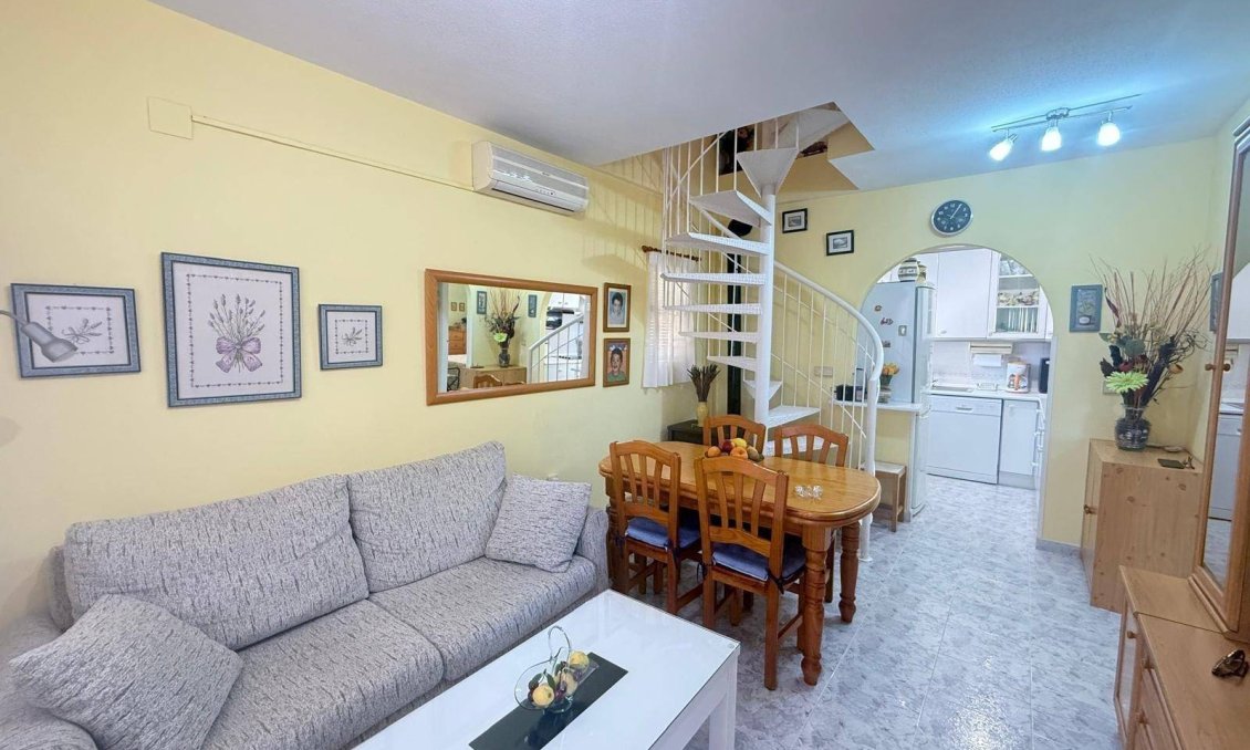 Segunda mano - Bungalow -
Orihuela Costa - Playa Flamenca