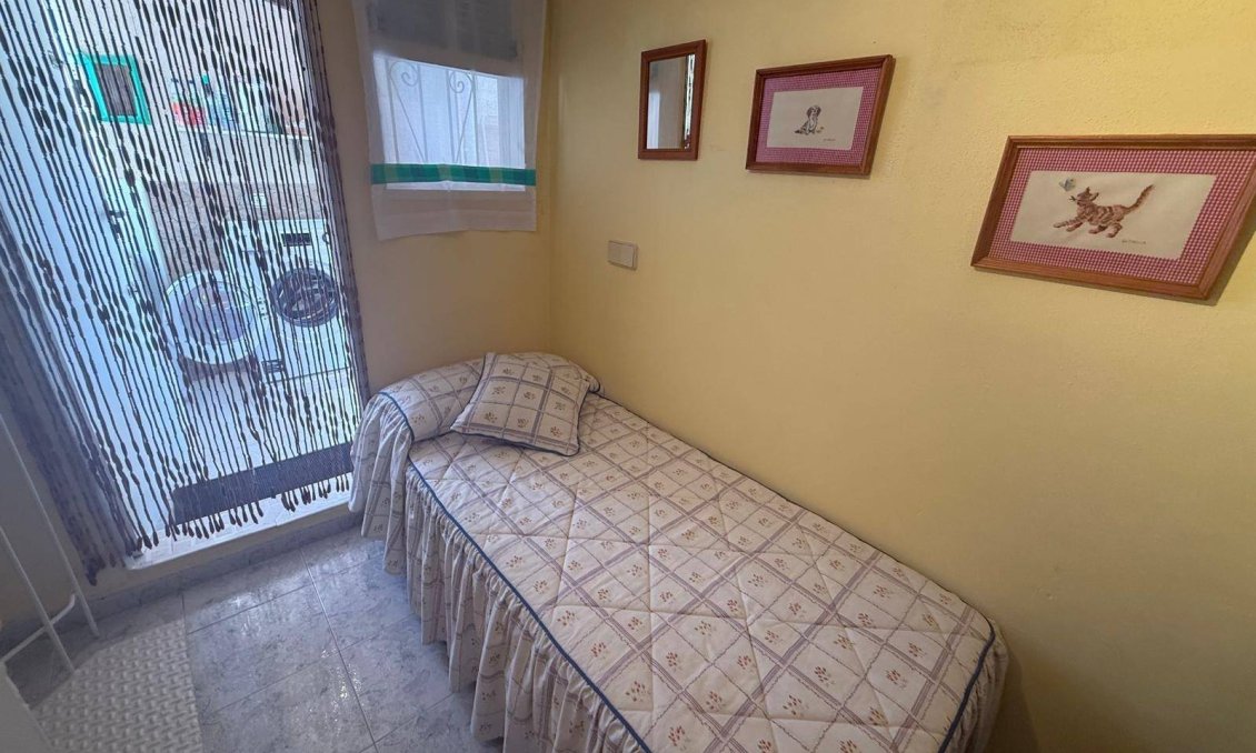 Segunda mano - Bungalow -
Orihuela Costa - Playa Flamenca