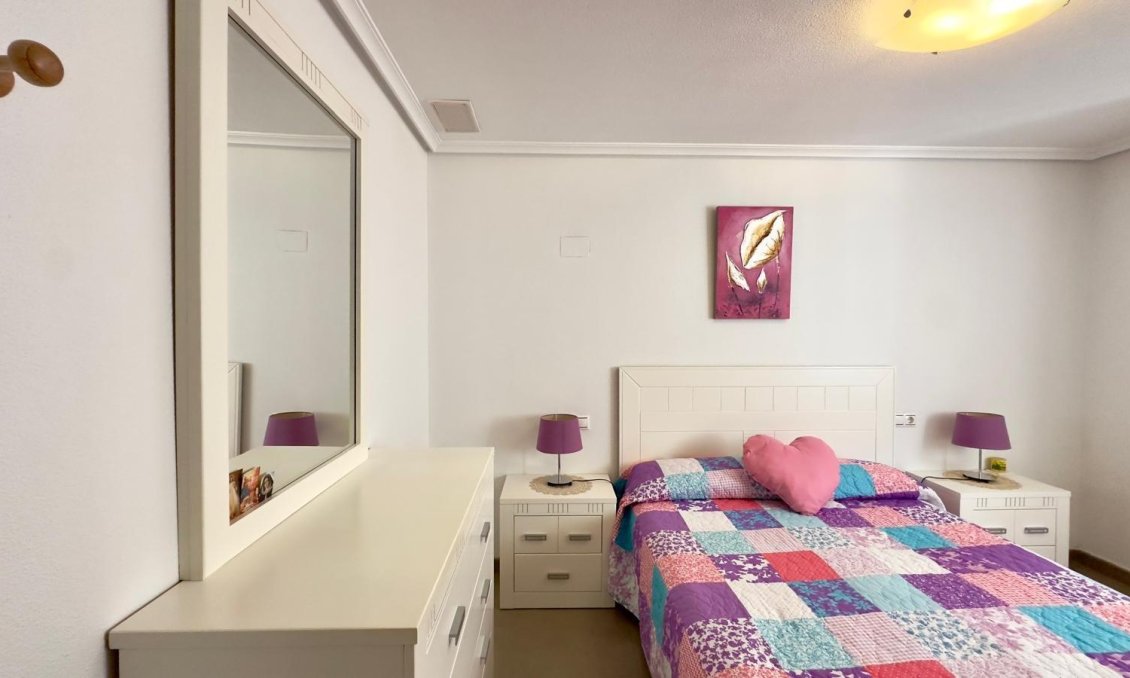 Resale - Apartment -
Torrevieja