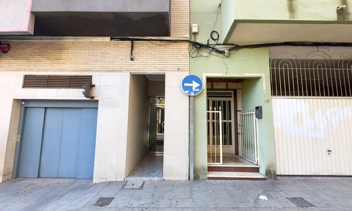 Resale - Apartment -
Torrevieja