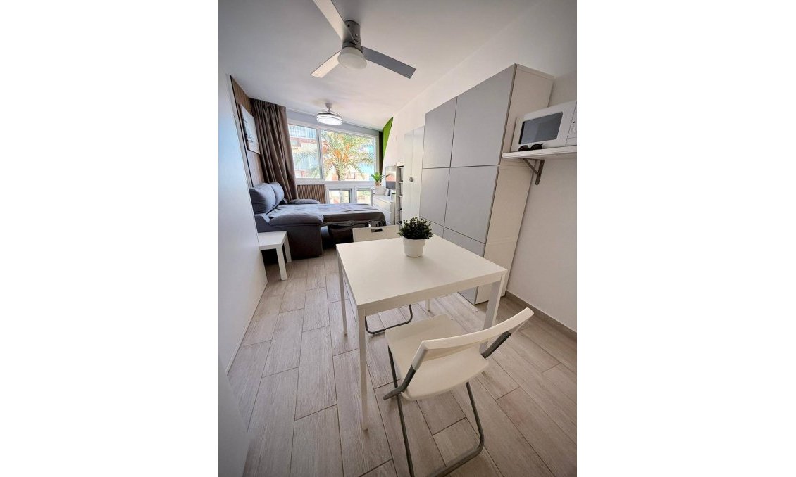 Segunda mano - Apartamento -
Pilar de la Horadada - Mil Palmeras