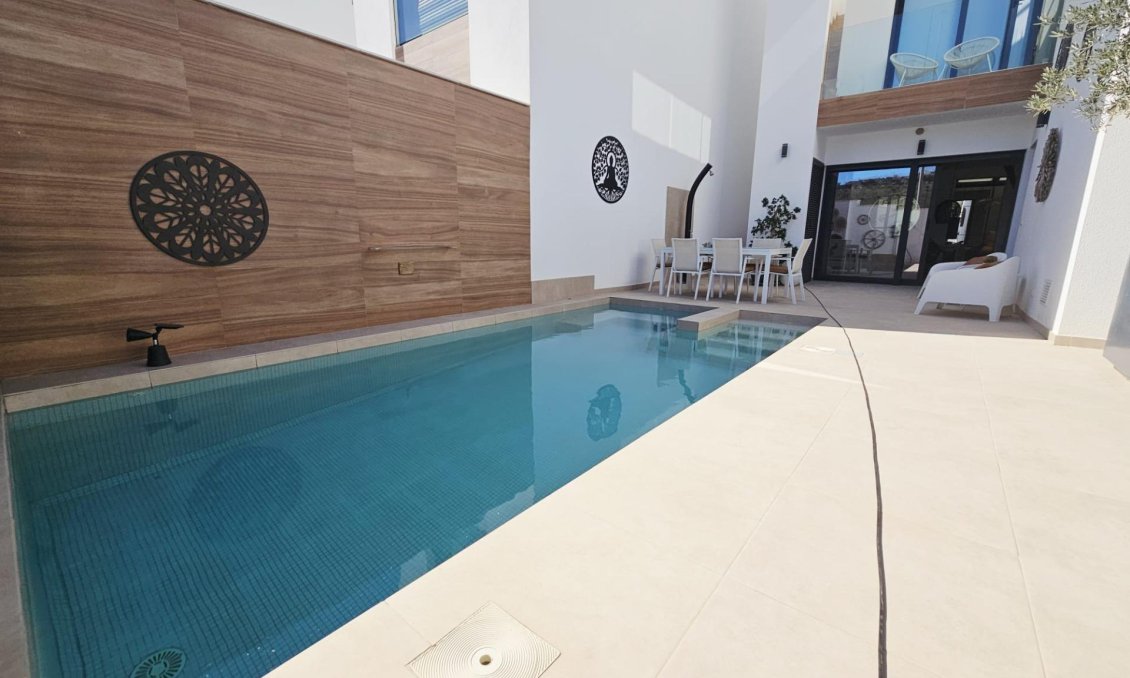 Segunda mano - Villa -
Benijofar - Benimar