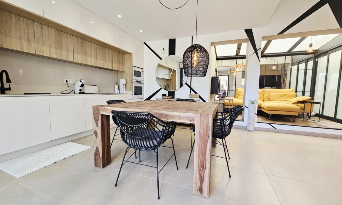 Segunda mano - Villa -
Benijofar - Benimar