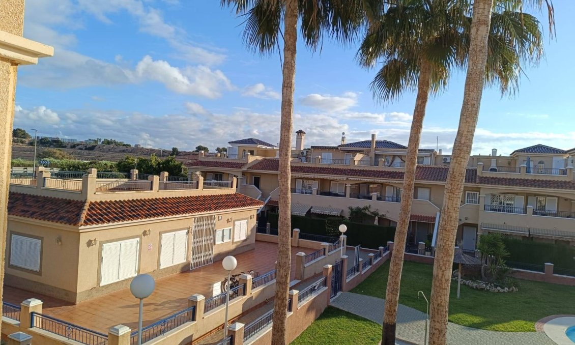 Resale - Apartment -
Pilar de la Horadada - Riomar