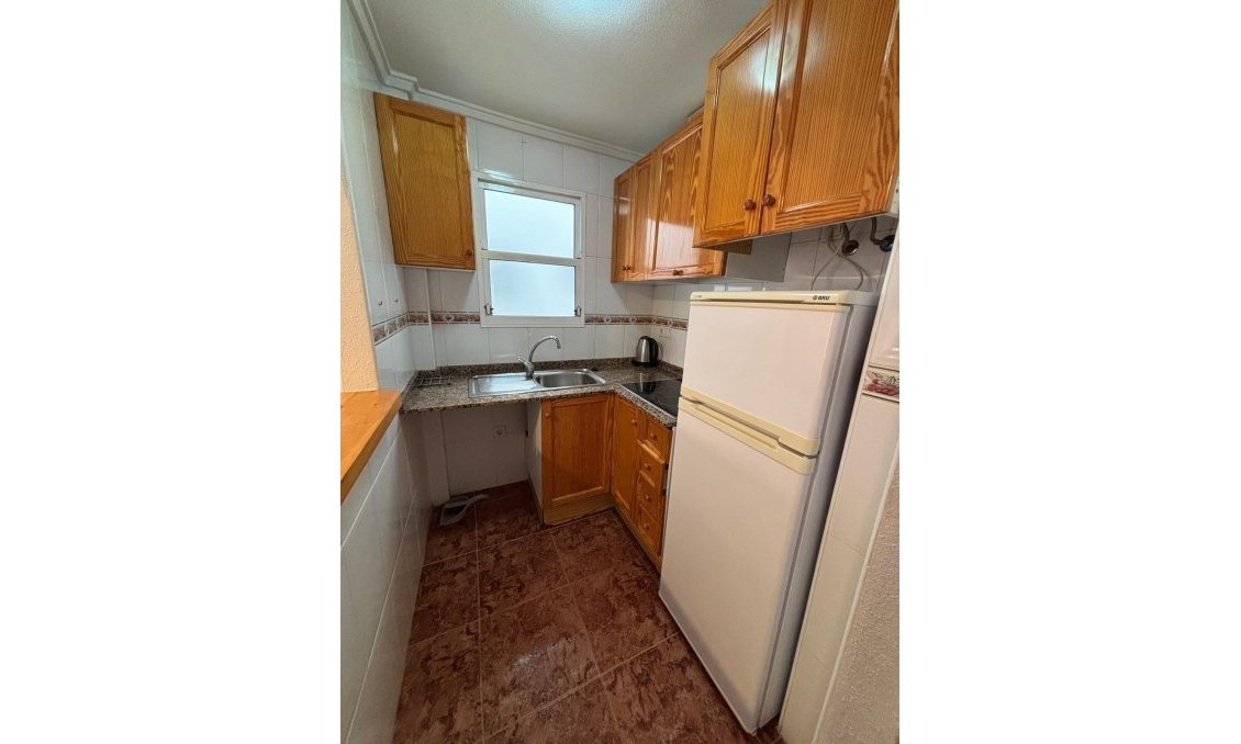 Segunda mano - Apartamento -
Torrevieja - Playa del Cura
