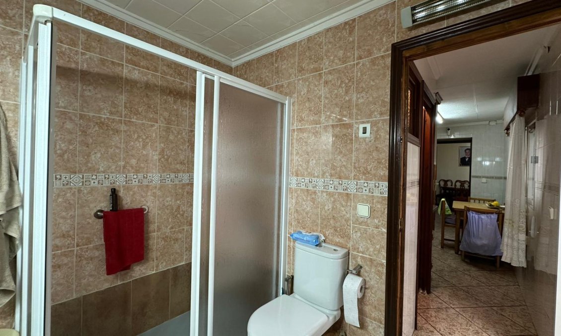 Segunda mano - Apartamento -
Torrevieja - Estacion De Autobuses